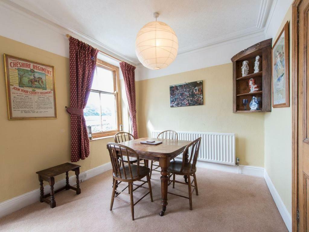 Apartmán Glan Y Mor, 147 Station Road Deganwy Exteriér fotografie